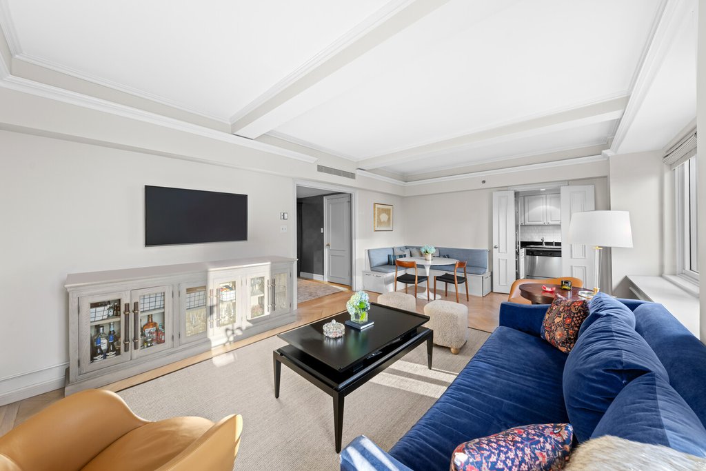160 Central Park South, Unit 2811 photo 5