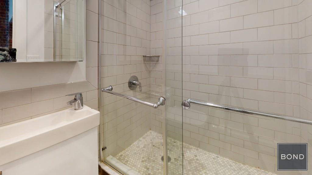 210 West 138th Street, Unit 1 photo 8