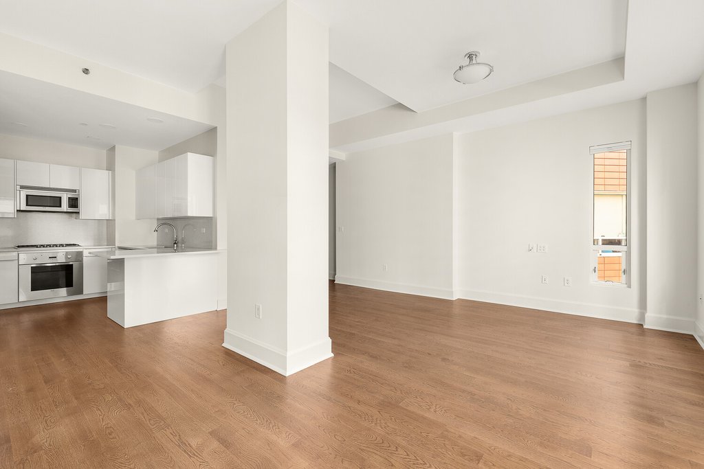 250 East 49th Street, Unit 5E photo 4