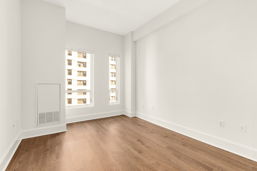 250 East 49th Street, Unit 5E photo 9