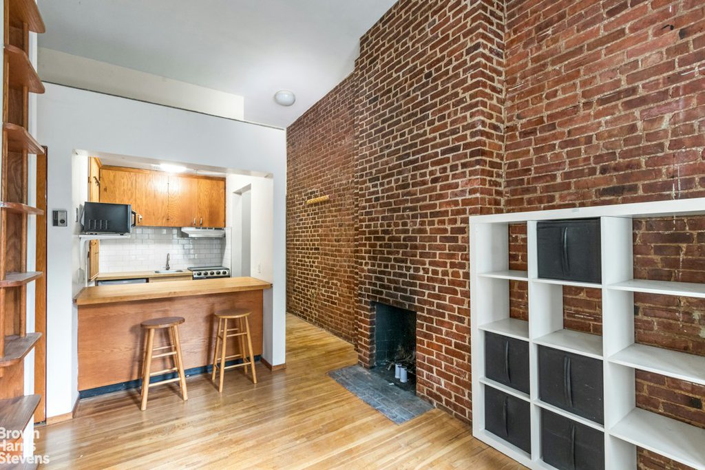 59 W 90TH Street, Unit 4F photo 4