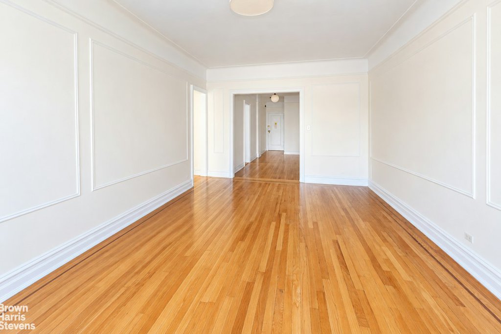 83-10 35th Avenue, Unit 5A photo 3