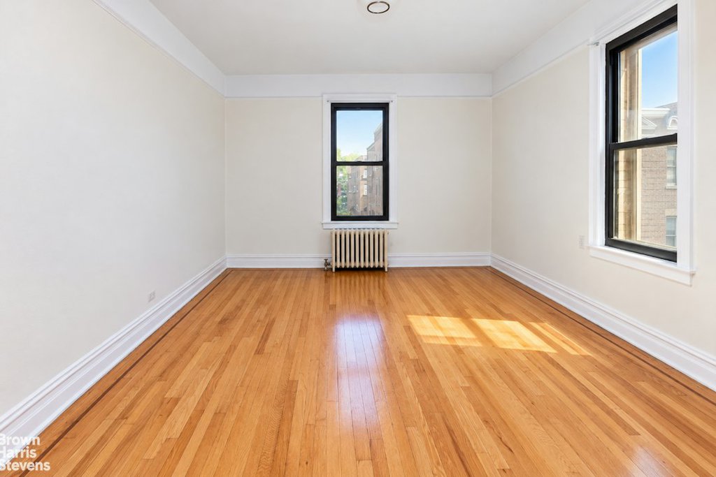 83-10 35th Avenue, Unit 5A photo 6