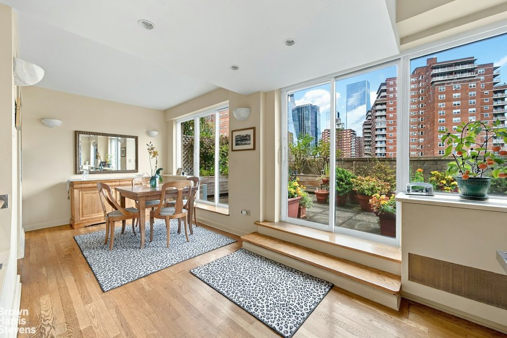 344 West 23rd Street, Unit 9B photo 4
