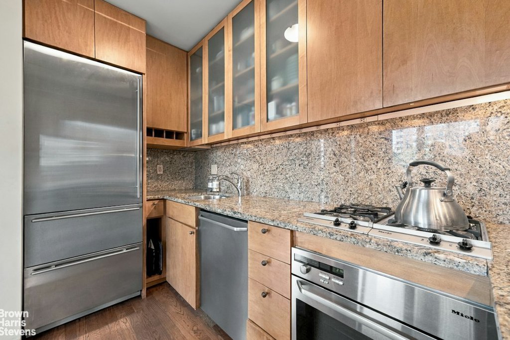 344 West 23rd Street, Unit 9B photo 7
