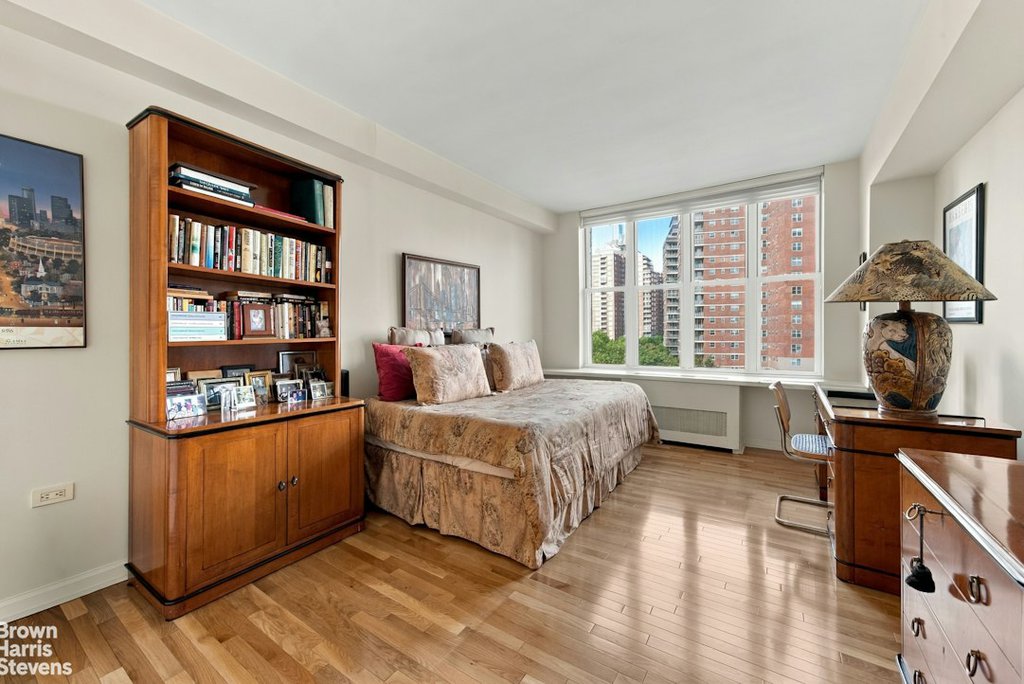 344 West 23rd Street, Unit 9B photo 14