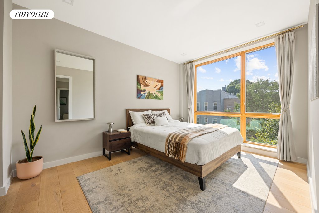 959 Madison Street, Unit 3A photo 5