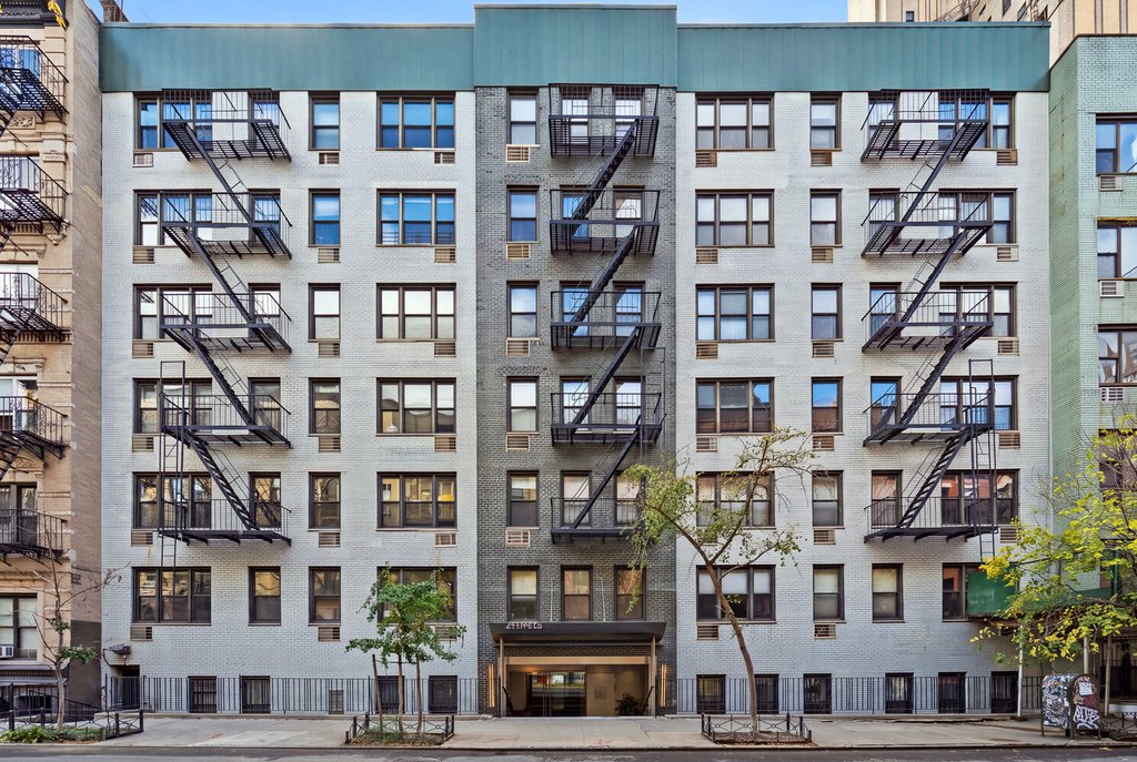 250 West 15th Street, Unit 6G photo 19