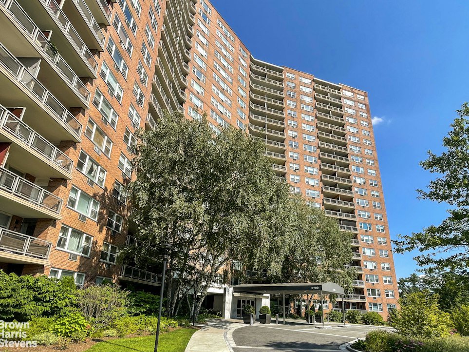 5700 Arlington Avenue, Unit 1D photo 10