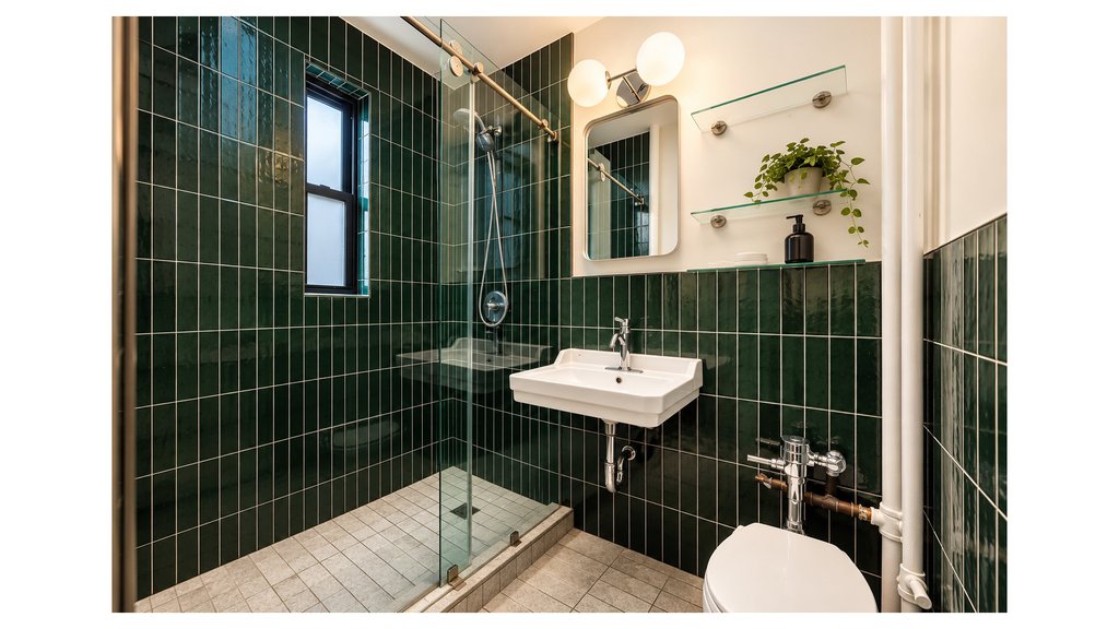 86 Horatio Street, Unit 4D photo 4