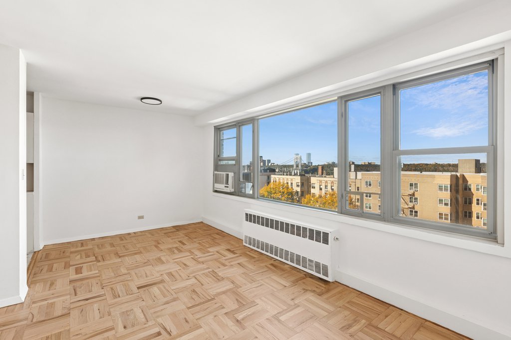 900 West 190th Street, Unit 8H photo 2
