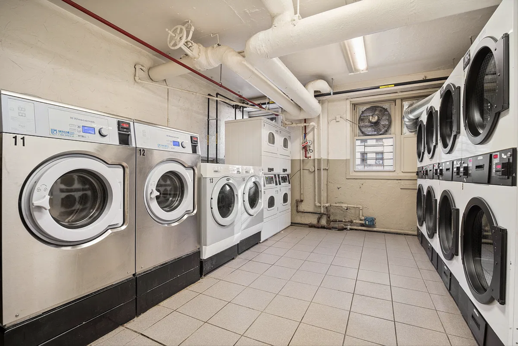 900 West 190th Street, Unit 8H photo 8