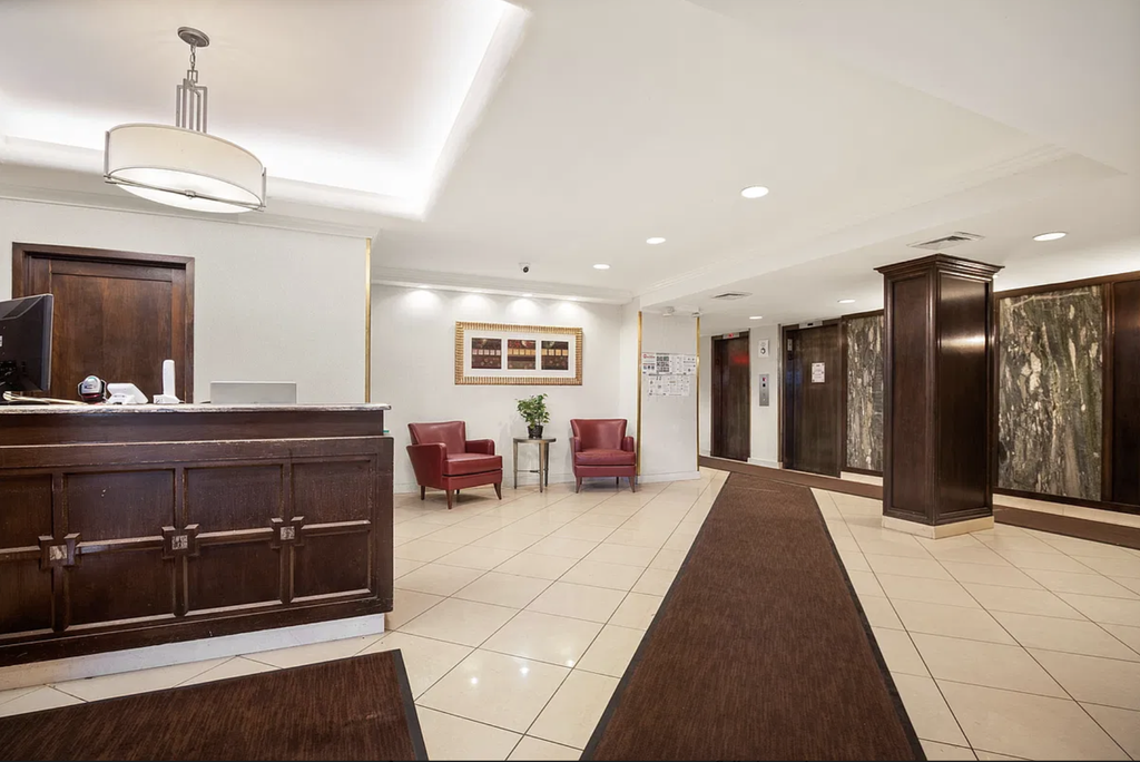 900 West 190th Street, Unit 8H photo 9