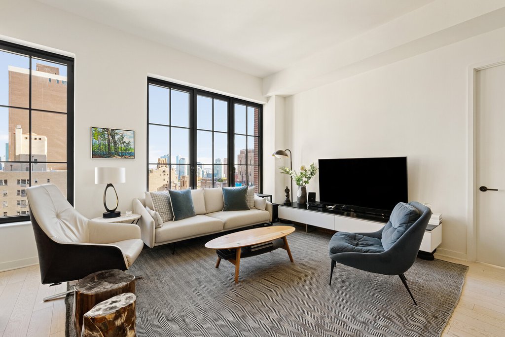 959 First Avenue, Unit 17C photo 2