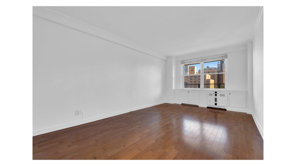 444 East 84th Street, Unit 9C photo 2