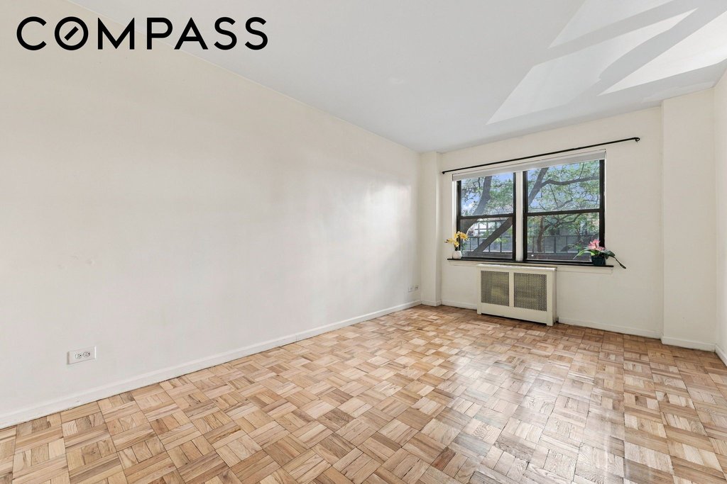 240 East 46th Street, Unit 2D photo 11
