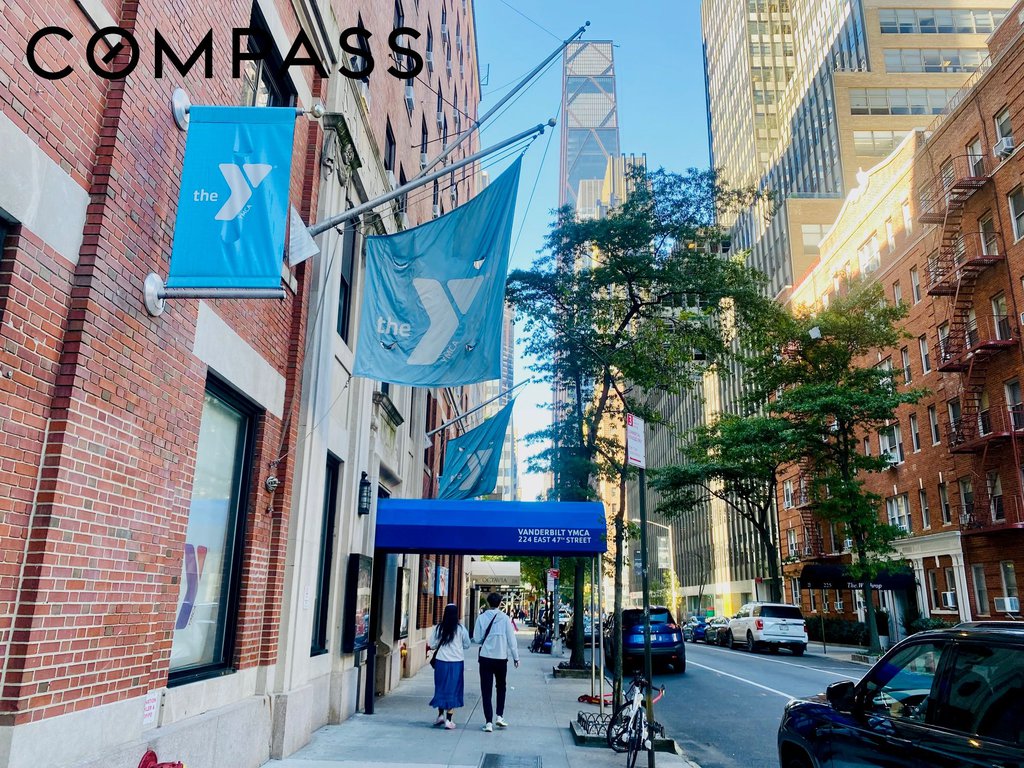 240 East 46th Street, Unit 2D photo 19