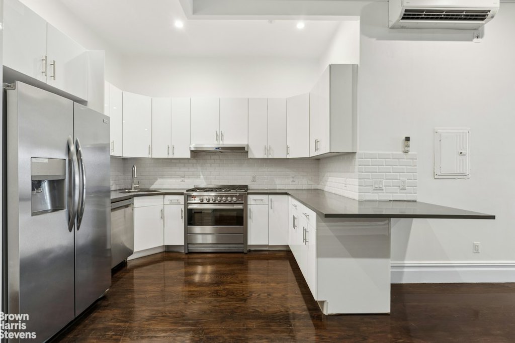 236 West 112th Street, Unit 1 photo 6