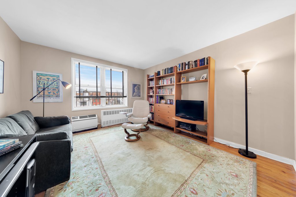 220 Berkeley Place, Unit 6DE photo 6