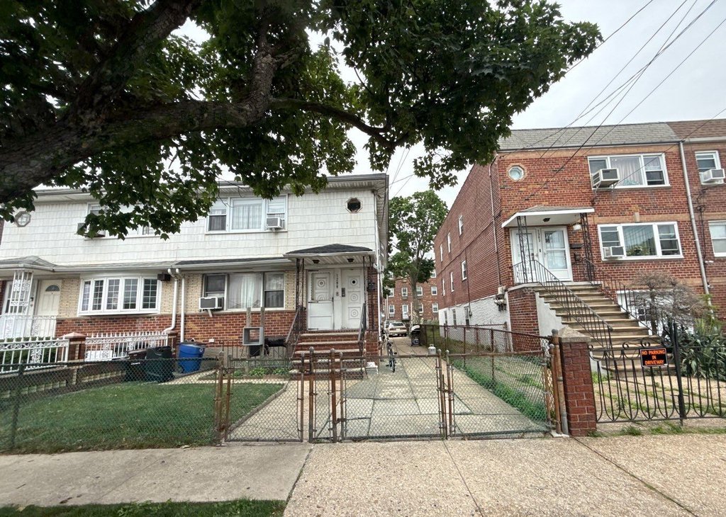 1299 East 92nd Street – For Sale photo 3