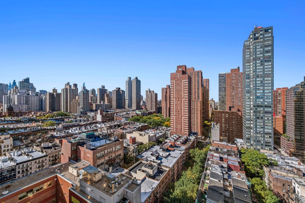 340 East 93rd Street, Unit 24J photo 6