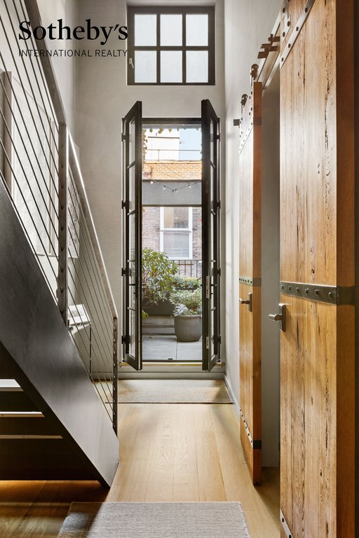 115 Mercer Street, Unit 5 photo 9