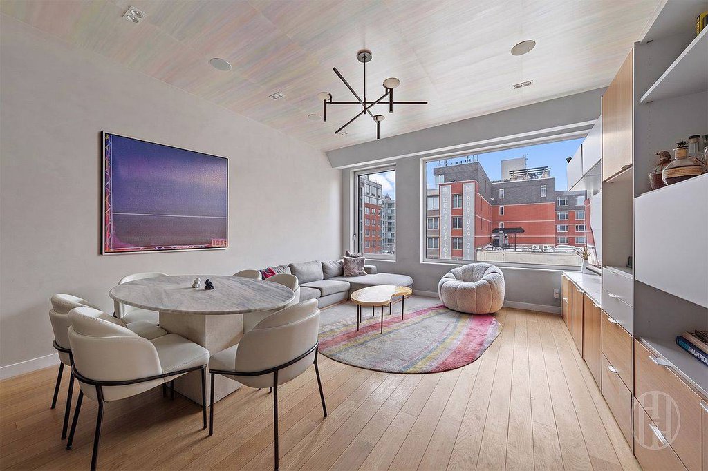 32 East 1st Street, Unit D4 photo 2