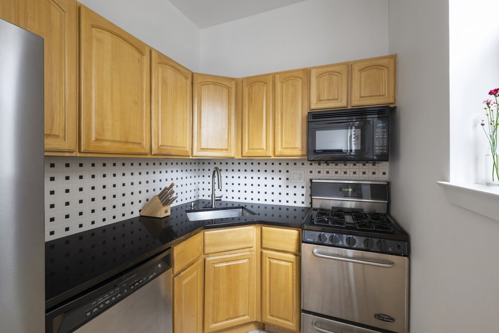 146 West 82nd Street, Unit 4C photo 4
