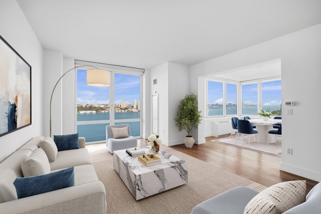 80 Riverside Boulevard, Unit 21C