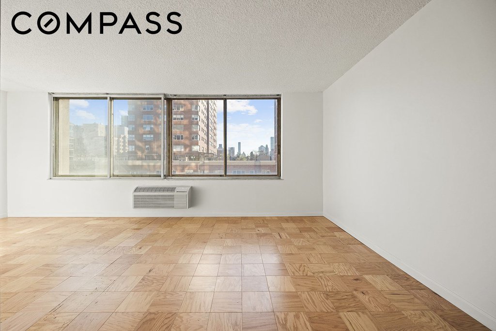 353 East 72nd Street, Unit 18C photo 3