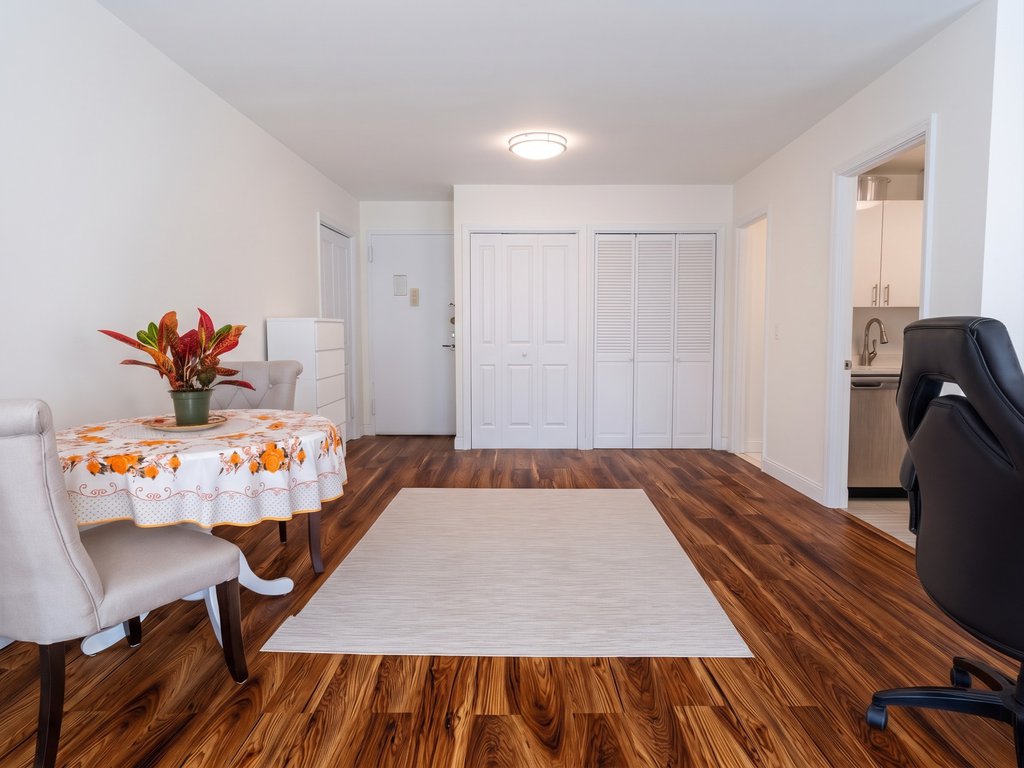 345 East 73rd Street, Unit 9G photo 4