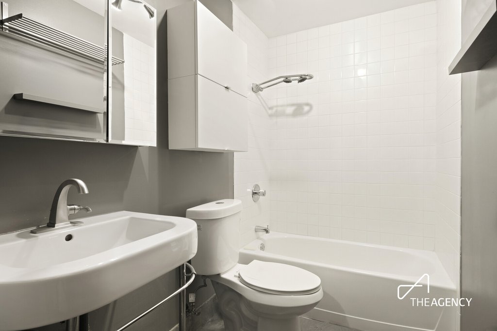 375 Lincoln Place, Unit 1A photo 6
