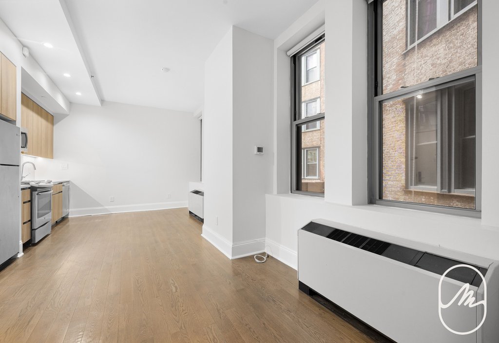 15 Park Row, Unit 8C photo 4