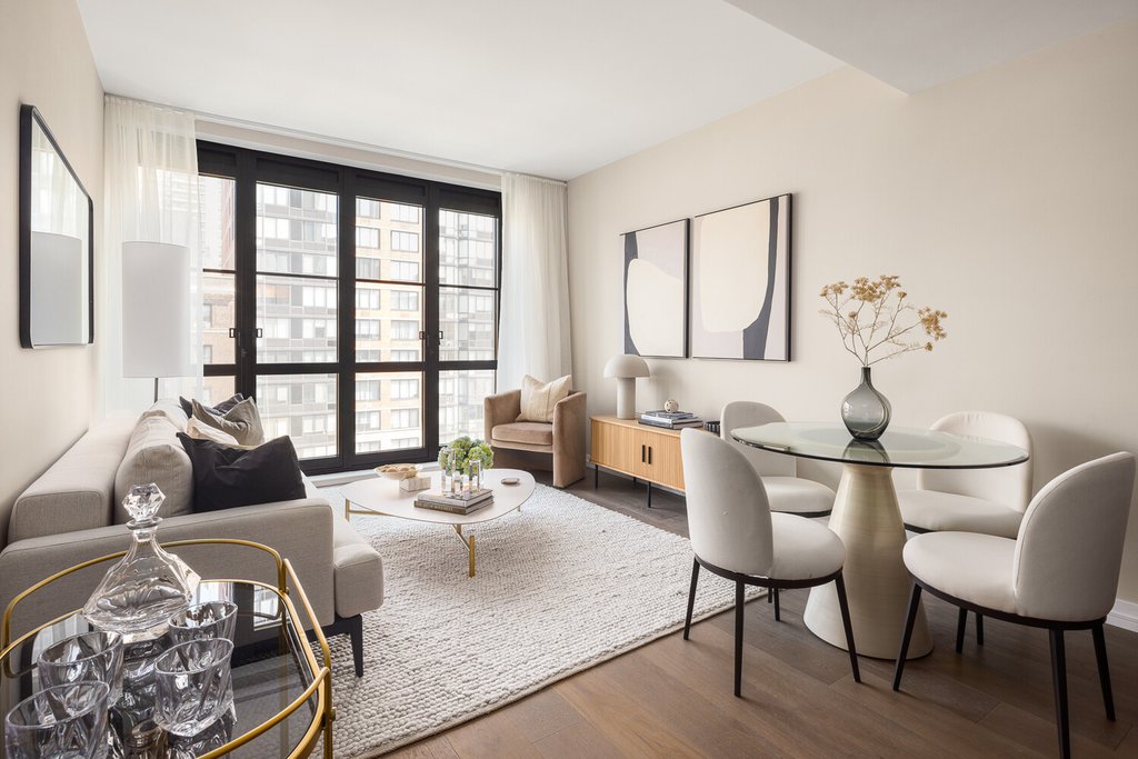 250 West 96th Street, Unit 7B
