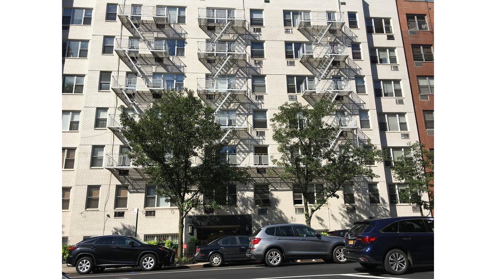235 West 70th Street, Unit 6D photo 11