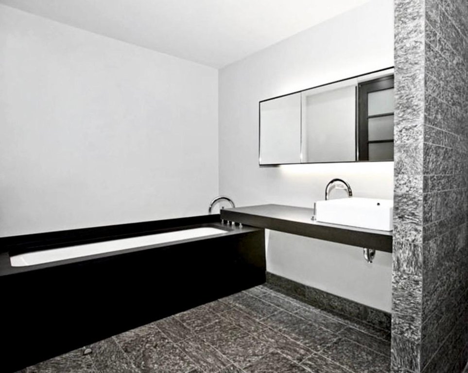 20 Pine Street, Unit 1412/1413 photo 16