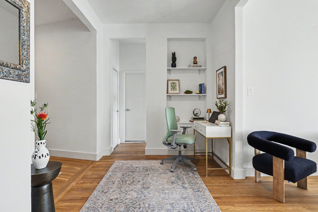 265 Riverside Drive, Unit 9D photo 10