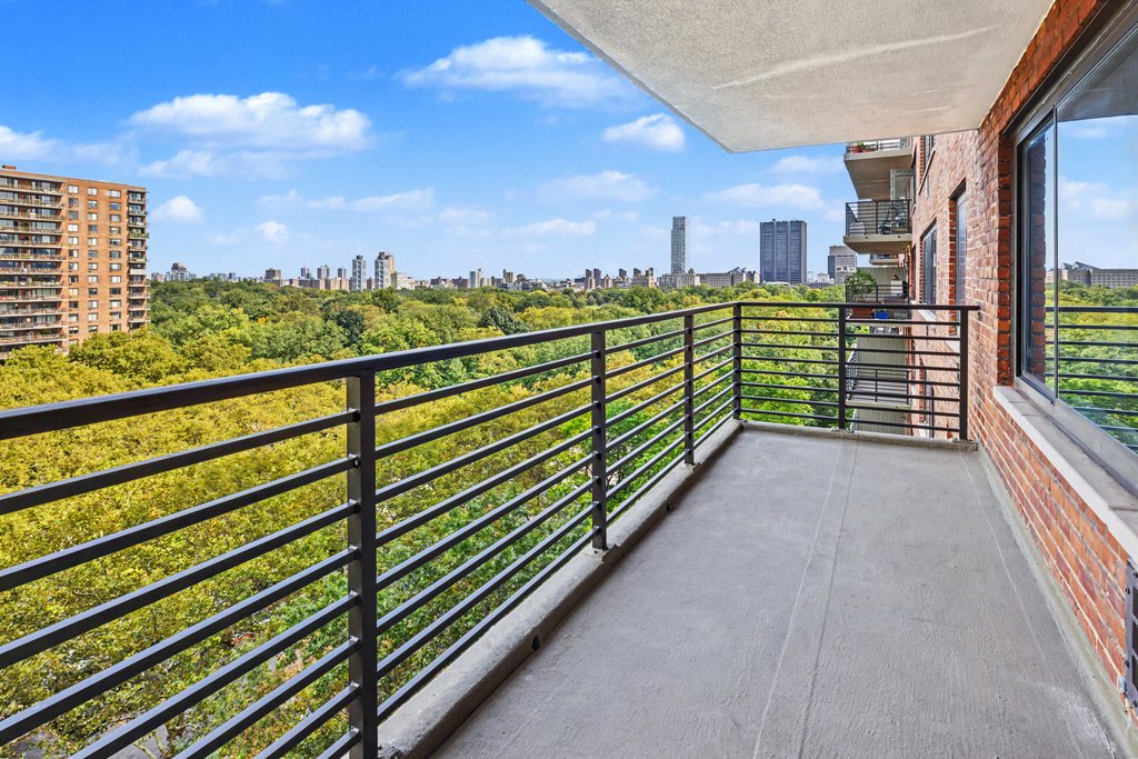 372 Central Park West, Unit 11M photo 4
