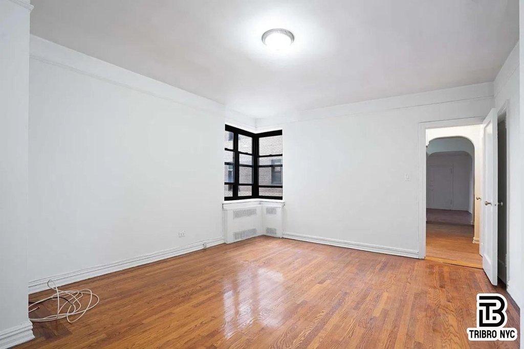 78-14 Woodside Avenue, Unit 1A photo 2