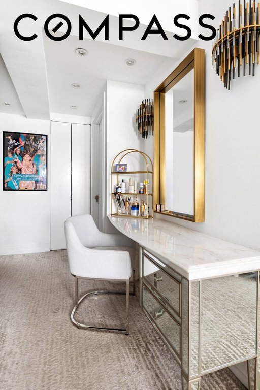 1025 Fifth Avenue, Unit 9FS photo 8