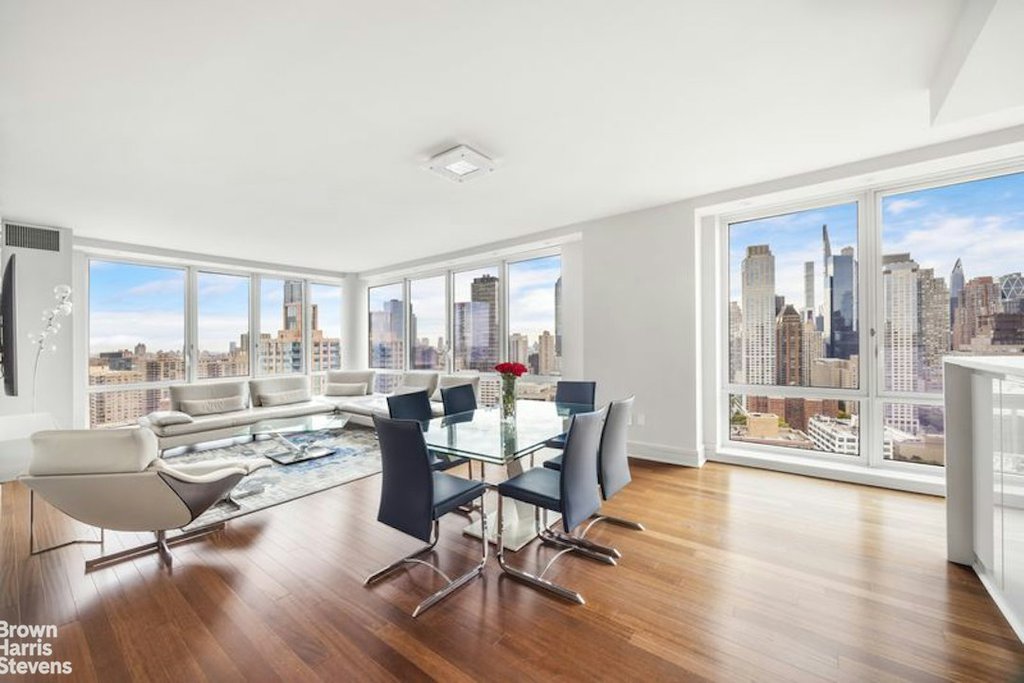 60 Riverside Boulevard, Unit 3402