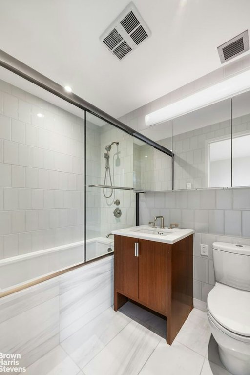 60 Riverside Boulevard, Unit 3402 photo 10