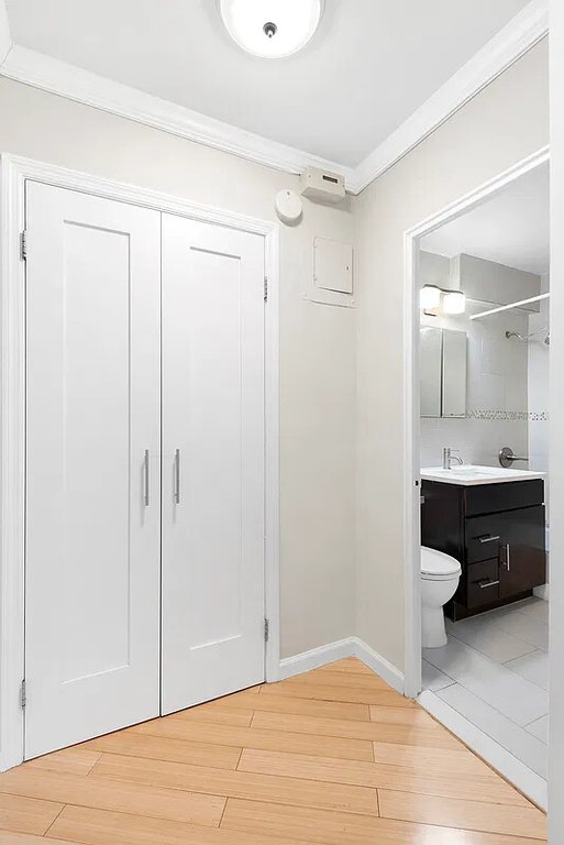 5900 Arlington Avenue, Unit 18M photo 4