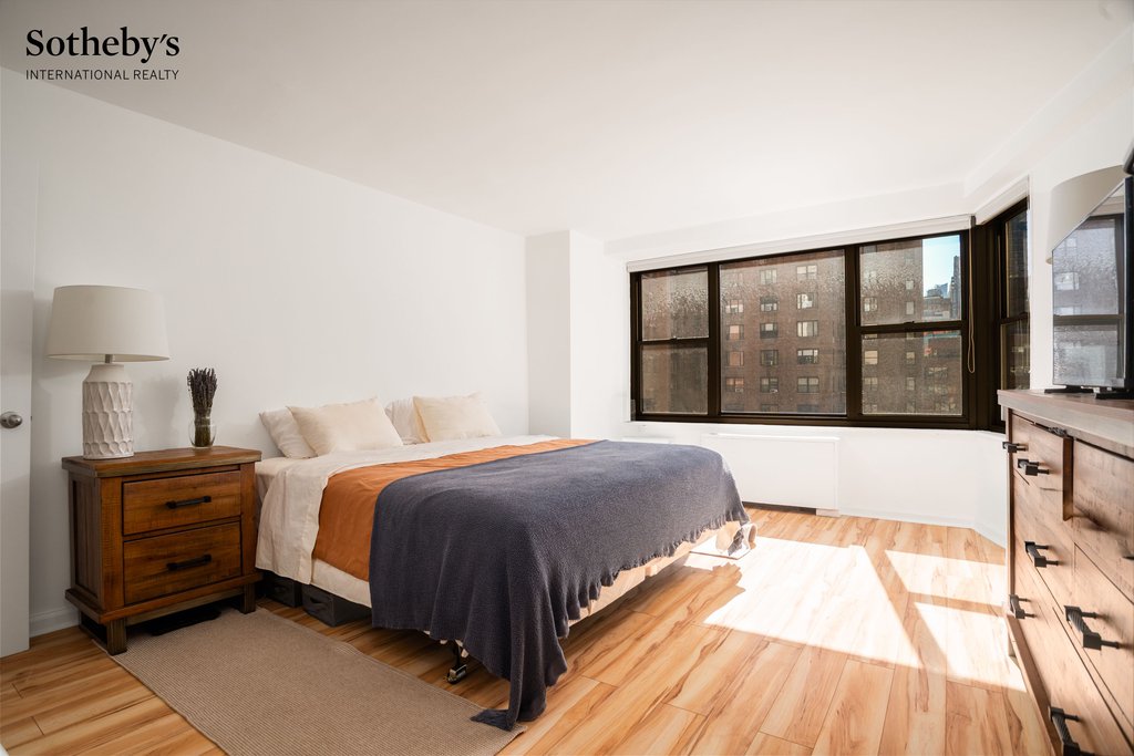 35 East 38th Street, Unit 12B photo 4