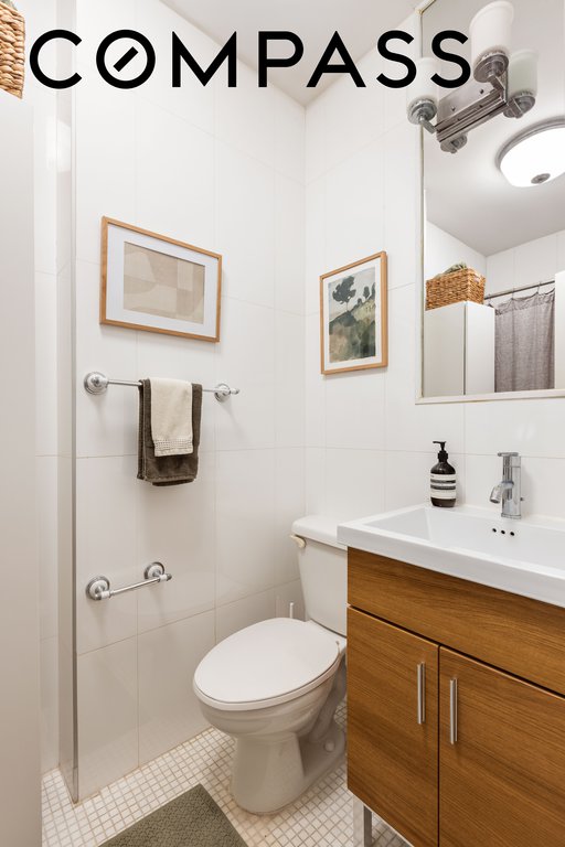 453 12th Street, Unit 1B photo 4