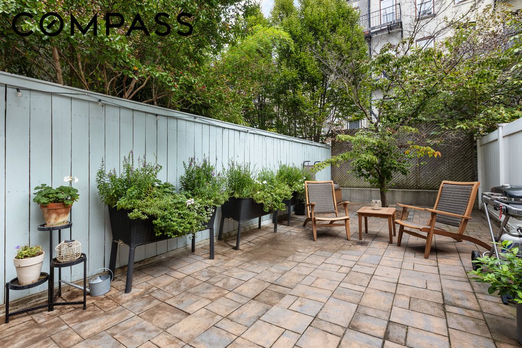 453 12th Street, Unit 1B photo 5