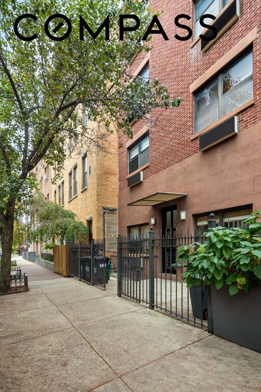 453 12th Street, Unit 1B photo 6