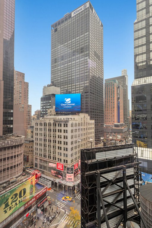 1600 Broadway, Unit 9C photo 10