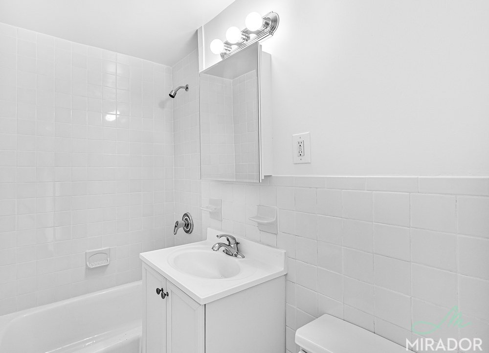 1435 York Avenue, Unit 7J photo 4