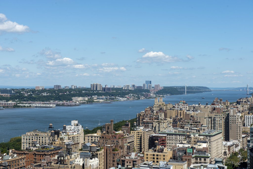 201 West 70th Street, Unit 6D photo 8